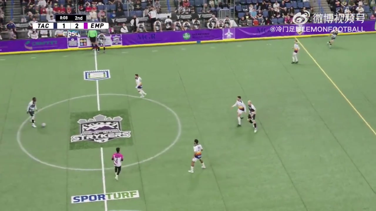 DB电子官网第二人生丨这位法兰克福旧将很忙