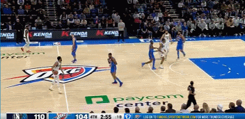 DB视讯百家乐挺身而出！丁威迪14中11高效砍全队最高28分 关键突破战斧劈扣