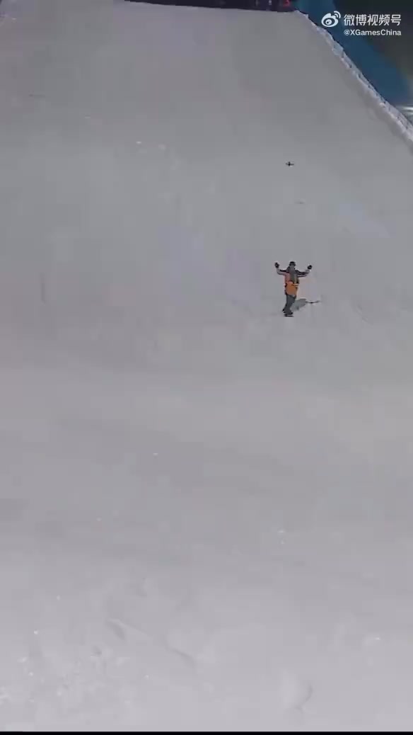 DB视讯官方登录入口史诗级难度！王梓阳今年在X Games上完成的前空翻三周