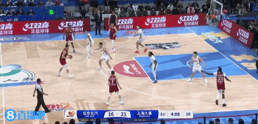 DG视讯官网平台礼尚往来！布莱德索面对陈盈骏命中压哨三分 后者侧翼三分回敬