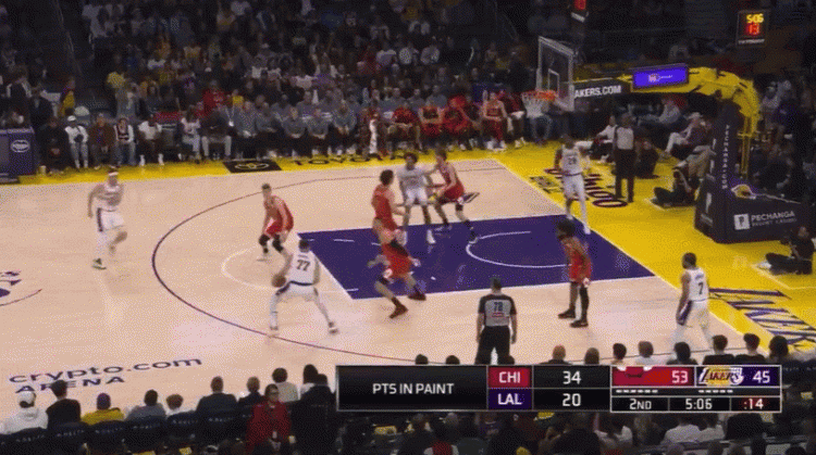 DB视讯百家乐东契奇小打大武切维奇 转好几个圈没晃开吃帽&但最后三分终结了