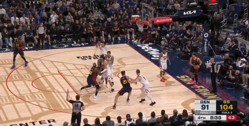 DB电子官网🤦‍♂️威少抢断！但是反击的合球又失误了……